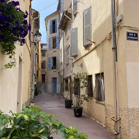 Appartement Souplex Cosy En Plein Coeur Du Vieil *